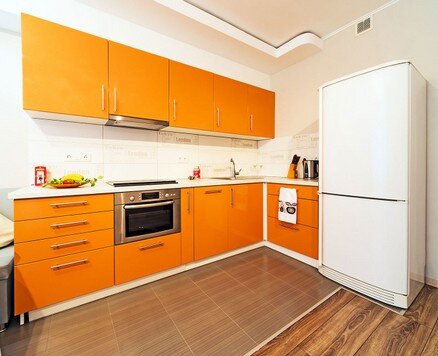 кухня из пластика оранжевая